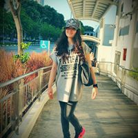 Elizabeth Chan Photo 43