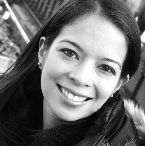 Catherine Lamb Photo 28