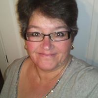 Susan Flores Photo 31