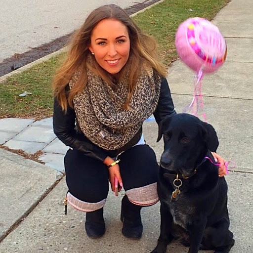 Rachel Leonard Photo 20