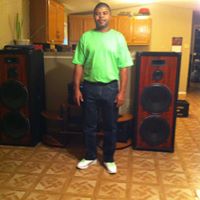 Thomas Reaves Photo 13