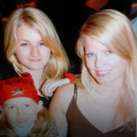 Kristina Lawrence Photo 17