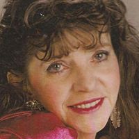 Ellen Power Photo 21