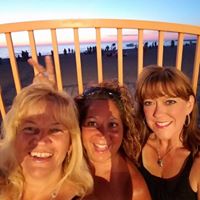 Renee Hunter Photo 4