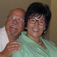 Suzanne Steele Photo 16