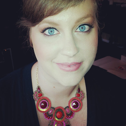 Amy Hanson Photo 22
