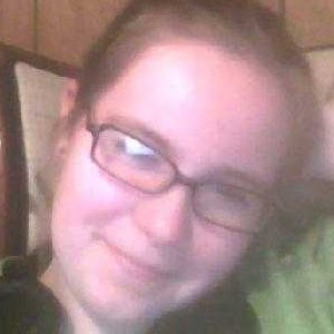 Christy Lewis Photo 21