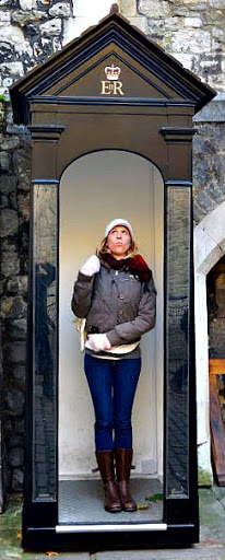 Laura Vaughn Photo 10