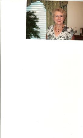 Marilyn Nichols Photo 26