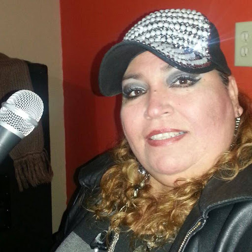 Ana Cantu Photo 23
