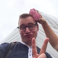 Garrett Moss Photo 24