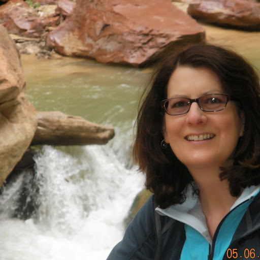 Ellen Barrett Photo 18