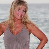 Cindy Stafford Photo 23