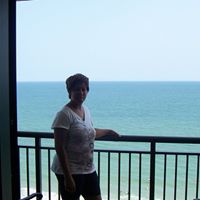 Gloria Wolfe Photo 27