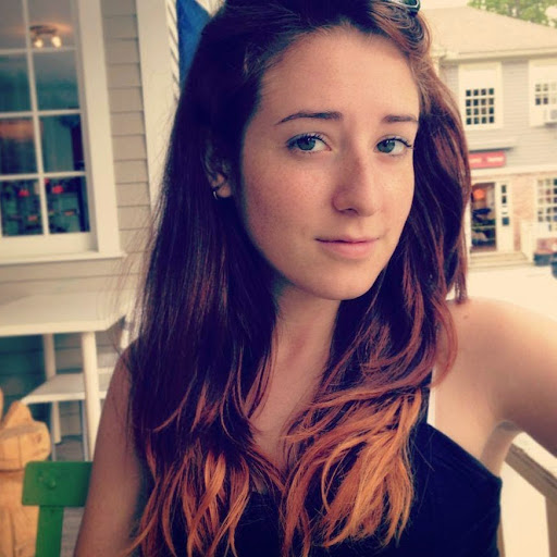 Sarah Warren Photo 11