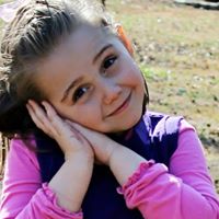 Gail Simmons Photo 36