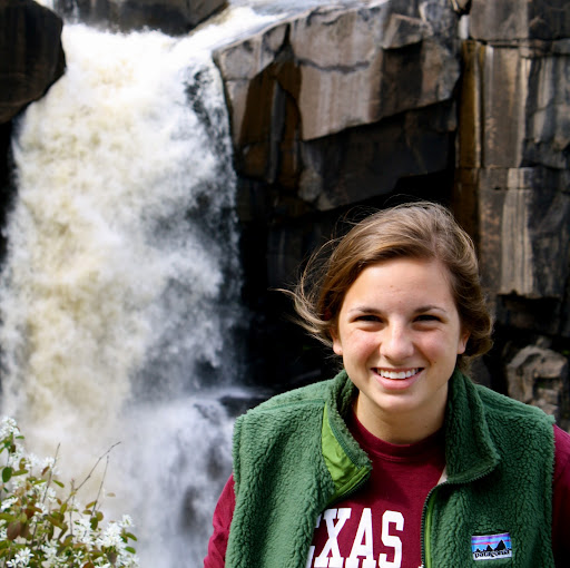 Jillian Anderson Photo 11