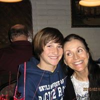Lisa Bowles Photo 17