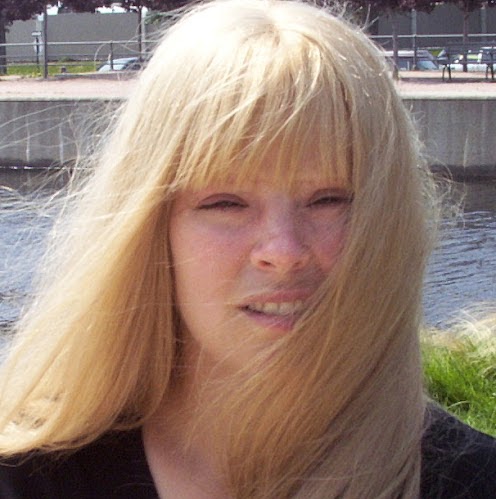 Christine David Photo 21