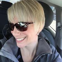 Julie Garrett Photo 11