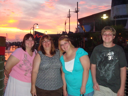 Sharon Grove Photo 9