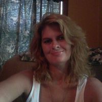 Suzanne Clarke Photo 17