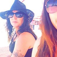 Hayley Howell Photo 11