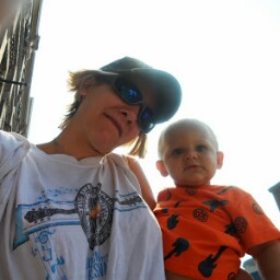 Mandy Roberson Photo 3