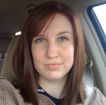 Lindsey Moore Photo 23