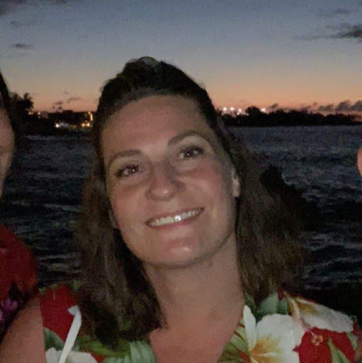 Teri Hunter Photo 16