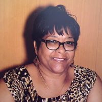 Annette Leon Photo 37