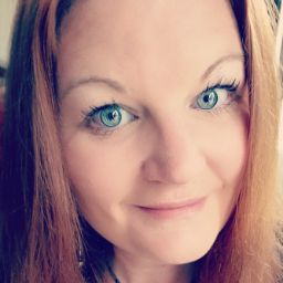 Lisa Steele Photo 15