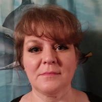 Tina Ellis Photo 17
