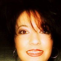 Natalie Mathews Photo 15