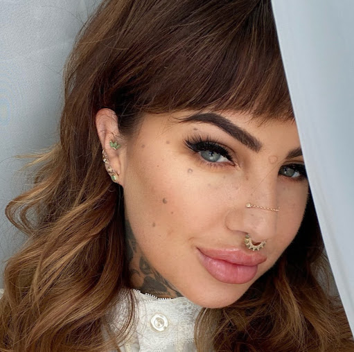 Linda Gilbert Photo 29