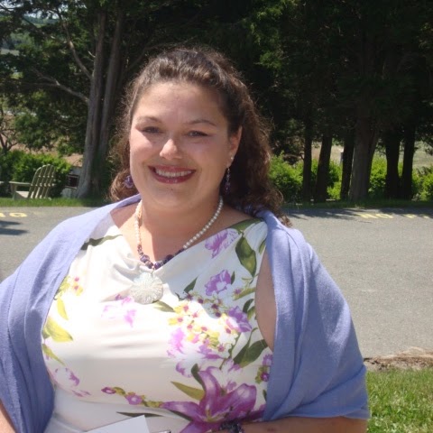 April Murphy Photo 34