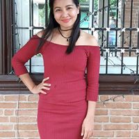 April Hernandez Photo 24