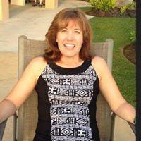 Amy Valentine Photo 8