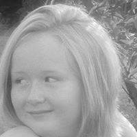 Abigail Russell Photo 10