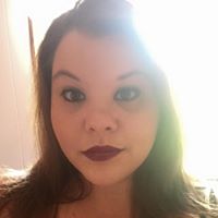 Krystal Heim Photo 3