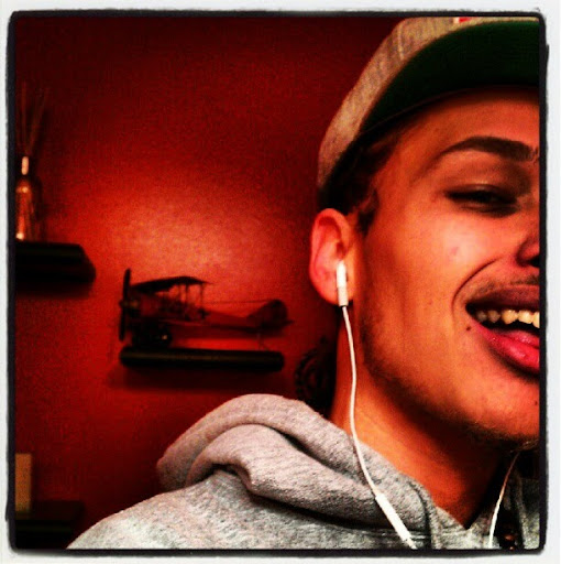 Bruce White Photo 36