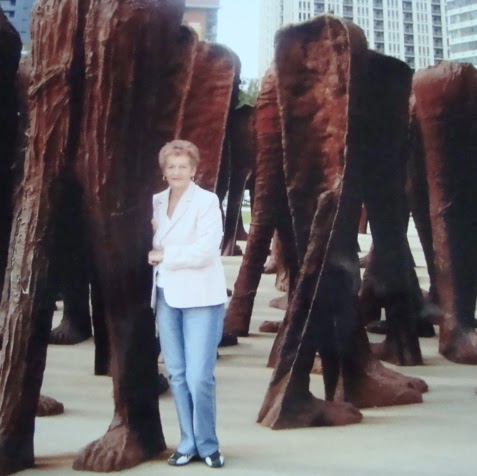 Gillian Davis Photo 34