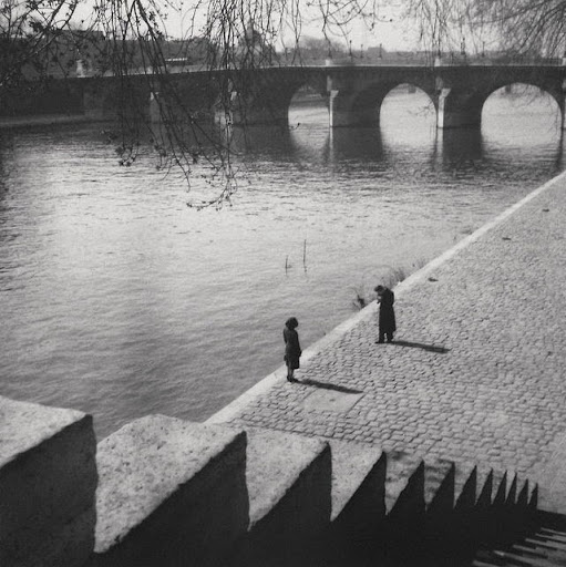 Anna Reeves Photo 18