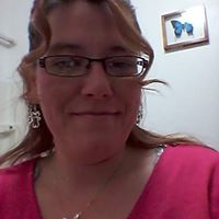 Christina Hedrick Photo 16