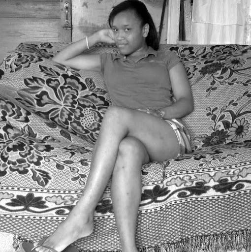 Kimberly Neal Photo 36