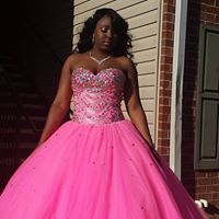 Candice Dunlap Photo 8