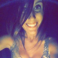 Jennifer Leigh Photo 29