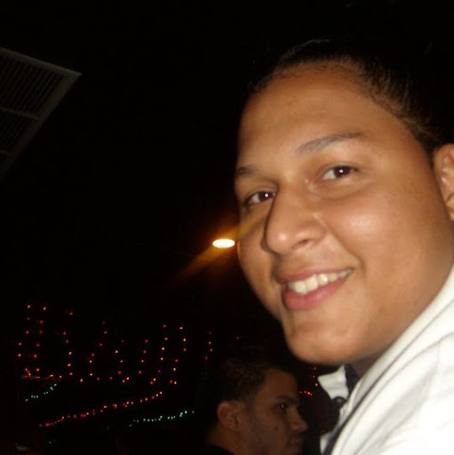 Edward Torres Photo 39