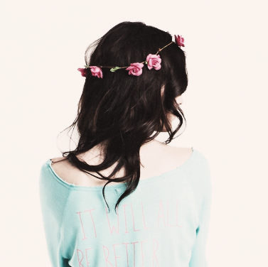 Maria Caldera Photo 14