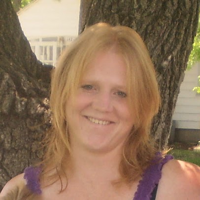 Julia Lindsay Photo 8